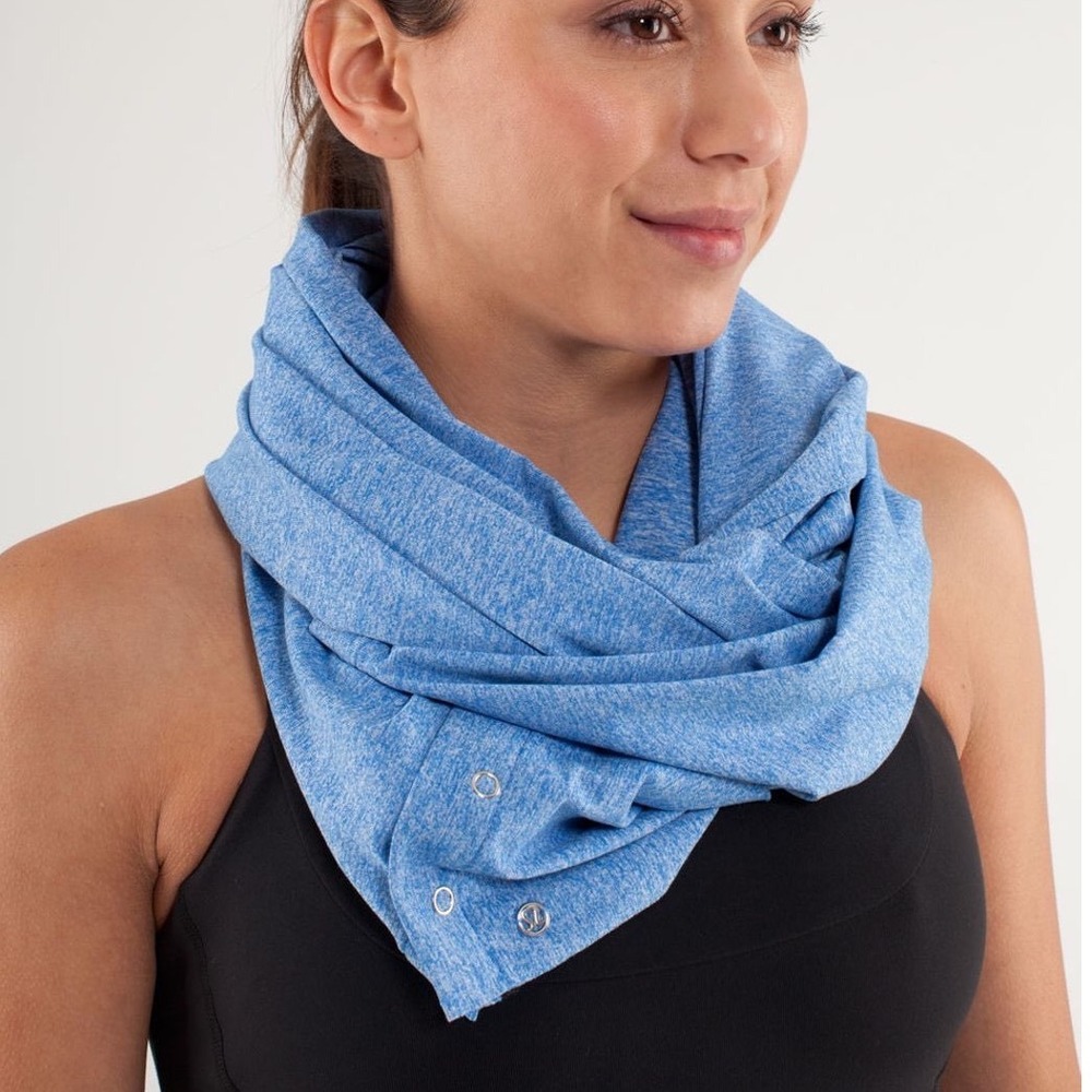 Lululemon Vinyasa Scarf Womens Heathered Blue Space Dye Snap Multi-Way Wrap OS